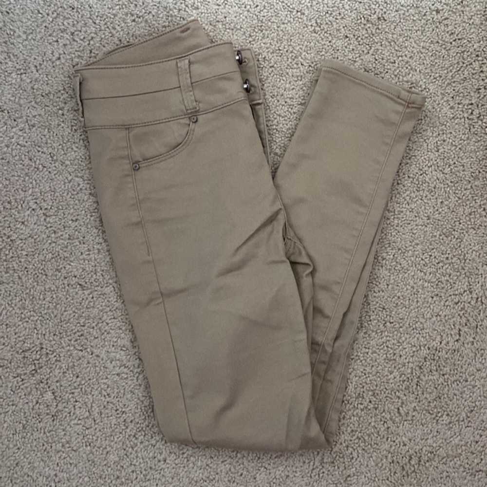 Women’s High Waisted Khaki Pants